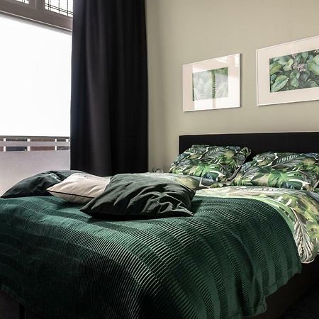 Het Zeeuwse Bloemenhuis IJzendijke Exteriör bild