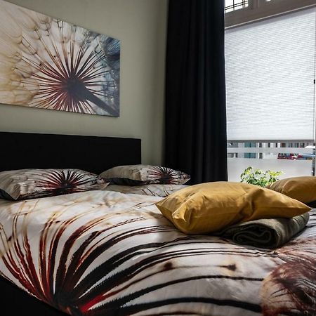Het Zeeuwse Bloemenhuis IJzendijke Exteriör bild