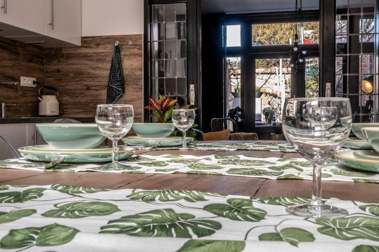 Het Zeeuwse Bloemenhuis IJzendijke Exteriör bild